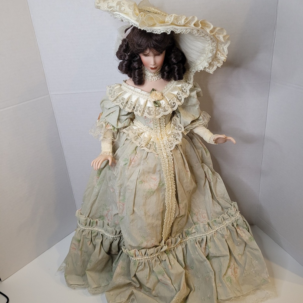 Paradise Galleries Ashley Porcelain Doll Patricia Rose A Day At The Downs 24in